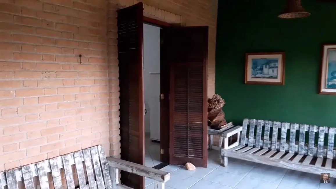 Foto 7 de Casa com 3 quartos à venda, 214m2 em Borba, Pindamonhangaba - SP