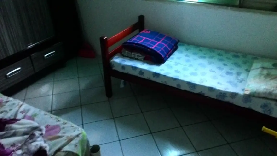 Foto 3 de Casa com 3 quartos à venda, 70m2 em Residencial e Comercial Cidade Morumbi, Pindamonhangaba - SP