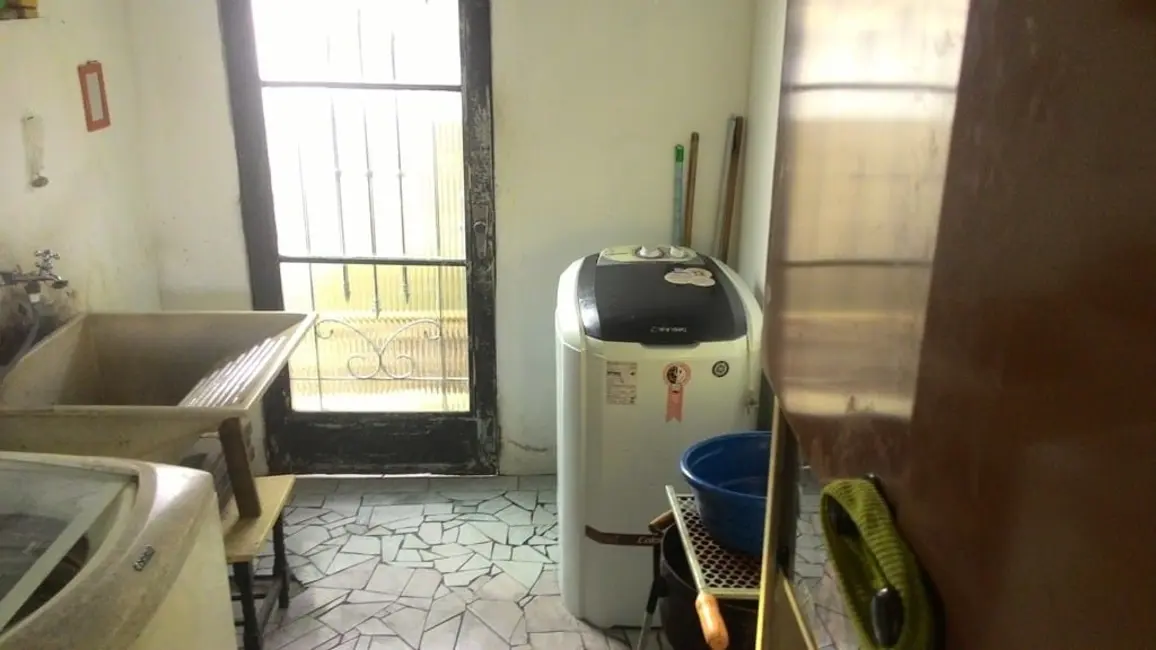 Foto 7 de Casa com 3 quartos à venda, 70m2 em Residencial e Comercial Cidade Morumbi, Pindamonhangaba - SP