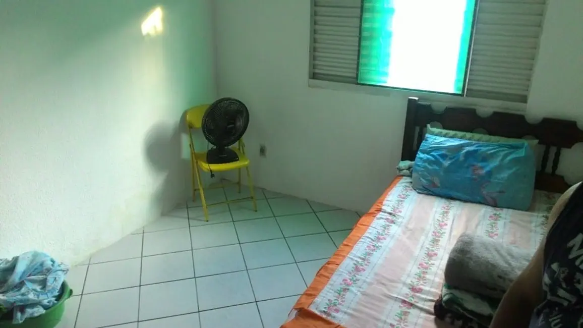 Foto 2 de Casa com 3 quartos à venda, 70m2 em Residencial e Comercial Cidade Morumbi, Pindamonhangaba - SP