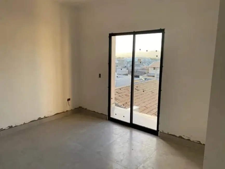 Foto 1 de Casa com 3 quartos à venda em Residencial Estoril, Taubate - SP