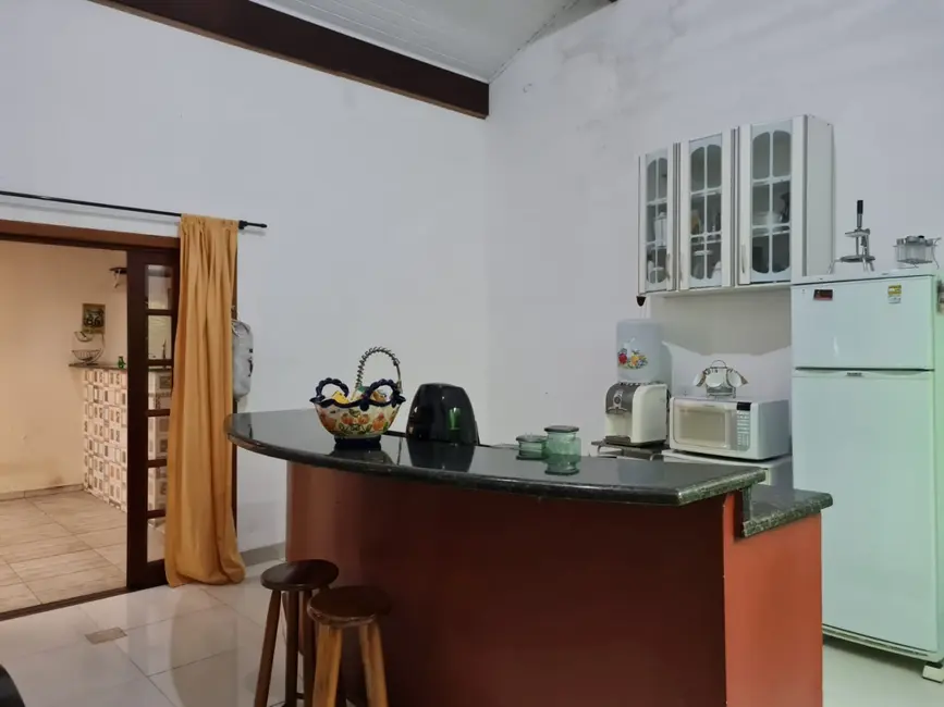 Foto 2 de Casa com 3 quartos à venda, 270m2 em Vila Suiça, Pindamonhangaba - SP