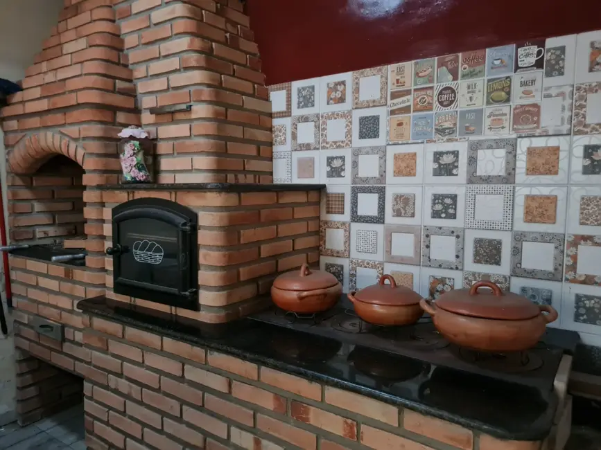 Foto 1 de Casa com 3 quartos à venda, 270m2 em Vila Suiça, Pindamonhangaba - SP