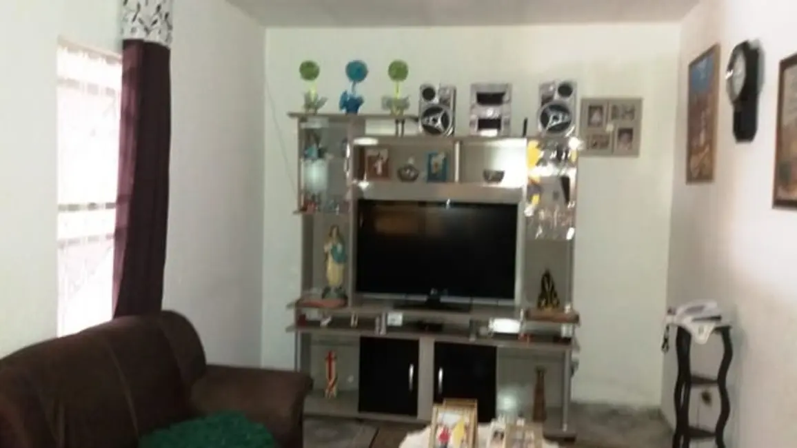 Casa com 3 quartos à venda, 84m2 em Conjunto Habitacional Terra dos Ipês II (Fase II), Pindamonhangaba - SP - imagem 4 Foto 4 de Casa com 3 quartos à venda, 84m2 em Conjunto Habitacional Terra dos Ipês II (Fase II), Pindamonhangaba - SP