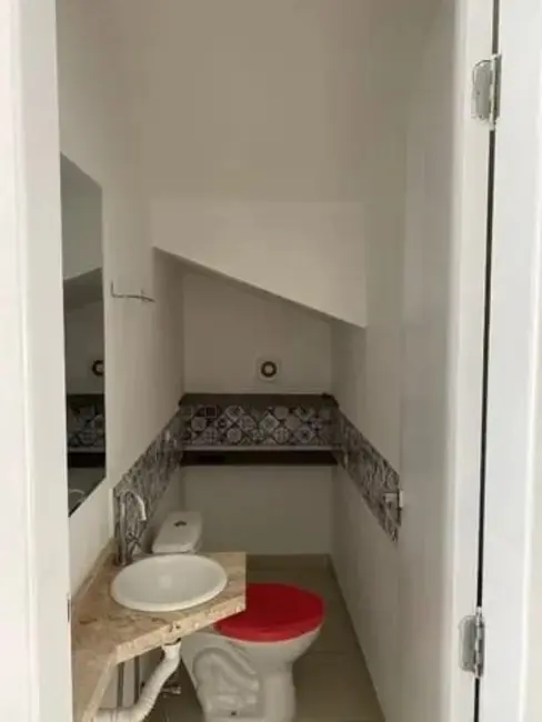 Foto 8 de Casa de Condomínio com 3 quartos à venda, 120m2 em Vila Areao, Taubate - SP