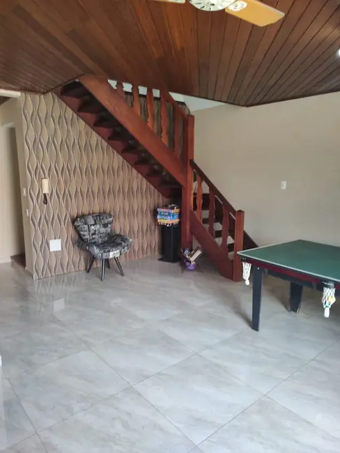 Foto 9 de Casa com 3 quartos à venda, 260m2 em Vila São Geraldo, Taubate - SP