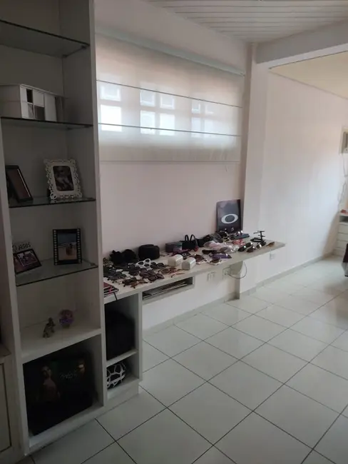 Foto 6 de Casa com 3 quartos à venda, 260m2 em Vila São Geraldo, Taubate - SP