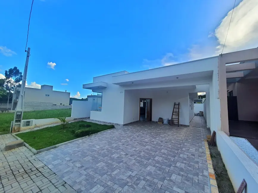 Foto 1 de Casa de Condomínio com 3 quartos à venda, 132m2 em Chácaras Cataguá, Taubate - SP