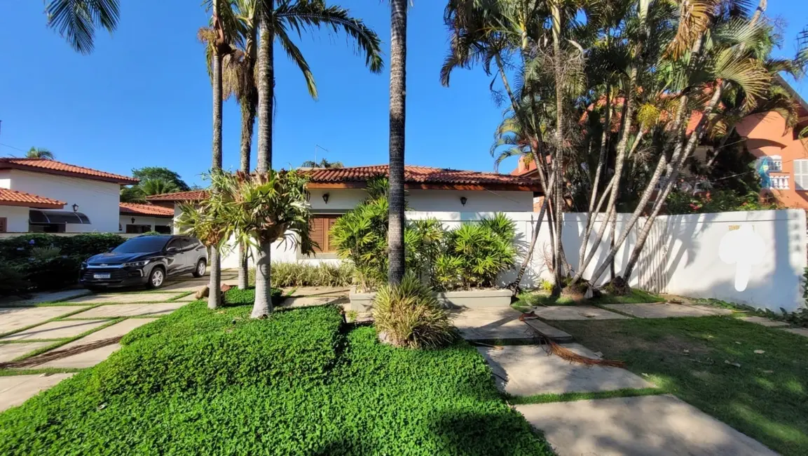 Foto 1 de Casa de Condomínio com 3 quartos à venda, 200m2 em Socorro, Pindamonhangaba - SP