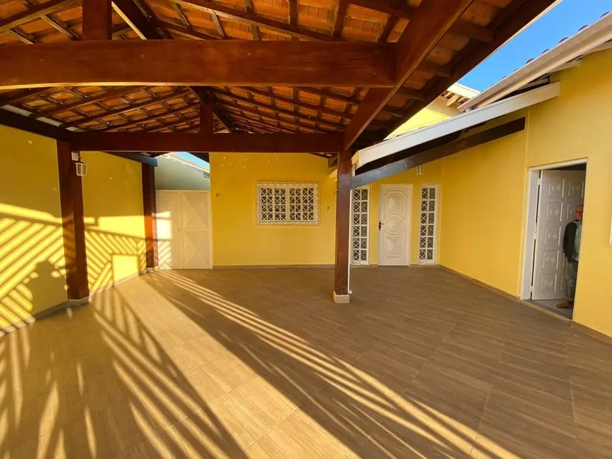 Foto 1 de Casa com 4 quartos à venda, 212m2 em Residencial Campo Belo, Pindamonhangaba - SP