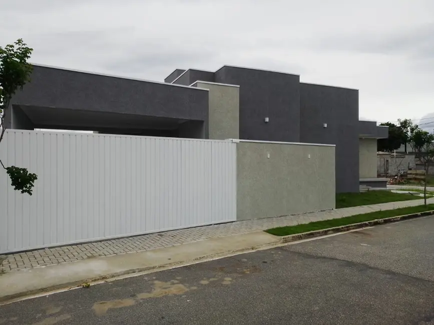 Foto 4 de Casa de Condomínio com 3 quartos à venda, 170m2 em Piracangaguá, Taubate - SP