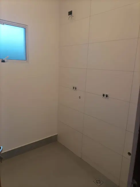Foto 5 de Casa de Condomínio com 3 quartos à venda, 170m2 em Piracangaguá, Taubate - SP