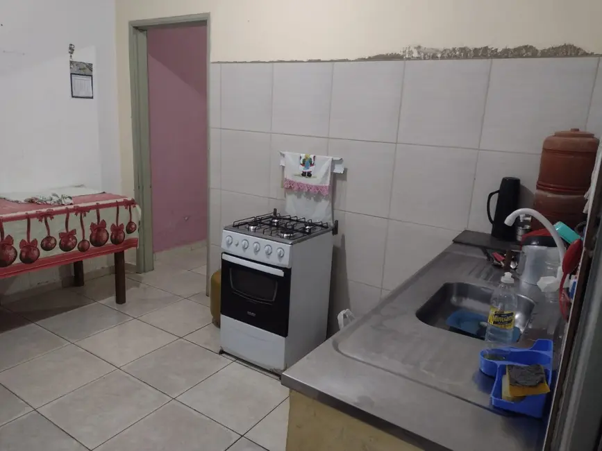 Casa com 1 quarto à venda, 60m2 em Residencial Comercial Cidade Vista Alegre, Pindamonhangaba - SP - imagem 5 Foto 5 de Casa com 1 quarto à venda, 60m2 em Residencial Comercial Cidade Vista Alegre, Pindamonhangaba - SP