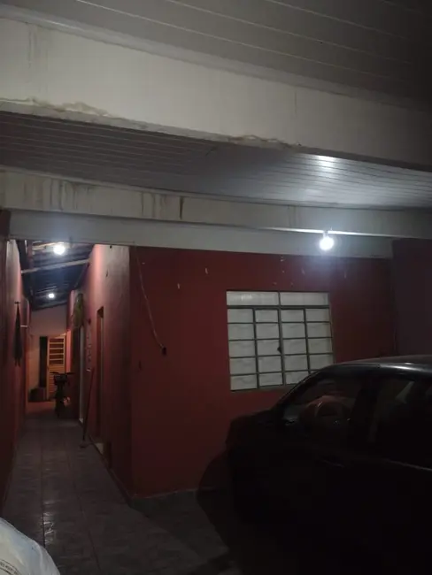 Casa com 1 quarto à venda, 60m2 em Residencial Comercial Cidade Vista Alegre, Pindamonhangaba - SP - imagem 1 Foto 1 de Casa com 1 quarto à venda, 60m2 em Residencial Comercial Cidade Vista Alegre, Pindamonhangaba - SP