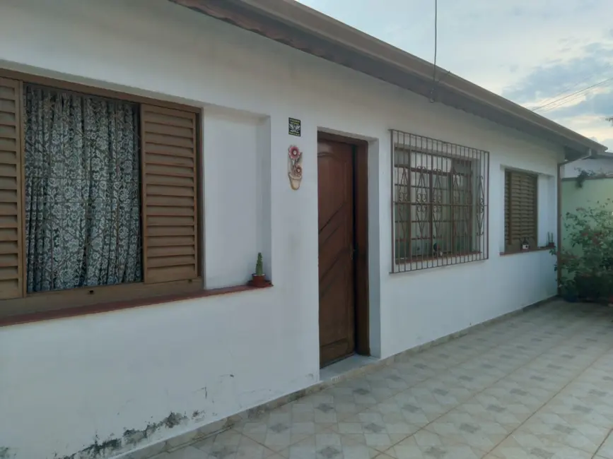Foto 3 de Casa com 3 quartos à venda, 97m2 em Loteamento João Tamborindeguy Fernandes, Pindamonhangaba - SP