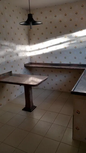 Foto 2 de Casa com 3 quartos à venda, 188m2 em Centro, Pindamonhangaba - SP
