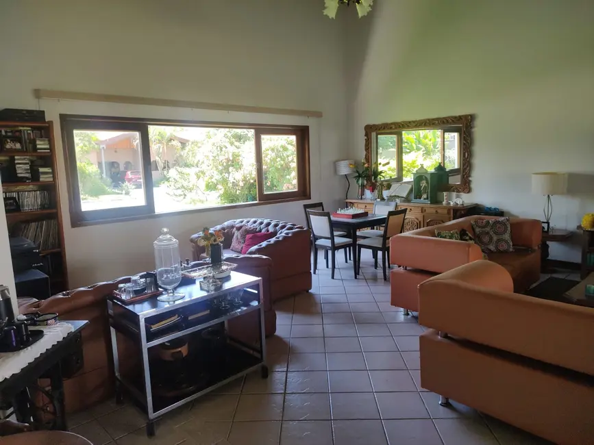 Foto 3 de Casa de Condomínio com 3 quartos à venda, 380m2 em Centro, Tremembe - SP