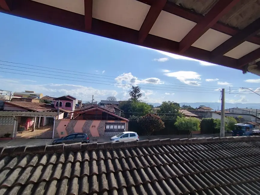 Foto 6 de Sobrado com 3 quartos à venda, 215m2 em Alto do Cardoso, Pindamonhangaba - SP