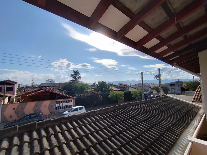 Foto 9 de Sobrado com 3 quartos à venda, 215m2 em Alto do Cardoso, Pindamonhangaba - SP