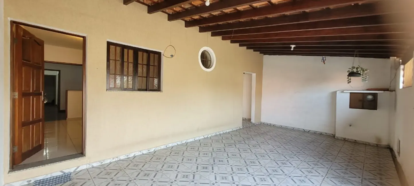 Foto 1 de Casa com 2 quartos à venda, 146m2 em Maria Áurea, Pindamonhangaba - SP
