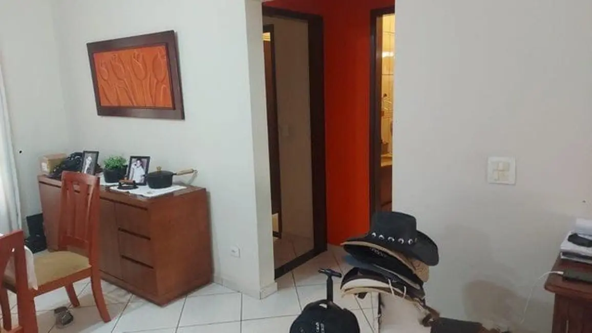 Foto 5 de Casa com 2 quartos à venda, 174m2 em Taubate - SP