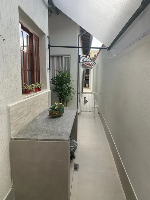 Foto 1 de Casa com 2 quartos à venda, 100m2 em Crispim, Pindamonhangaba - SP