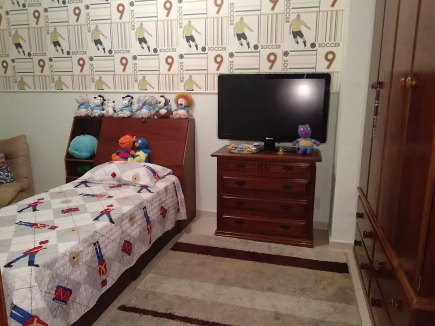 Foto 4 de Sobrado com 3 quartos à venda, 308m2 em Tremembe - SP