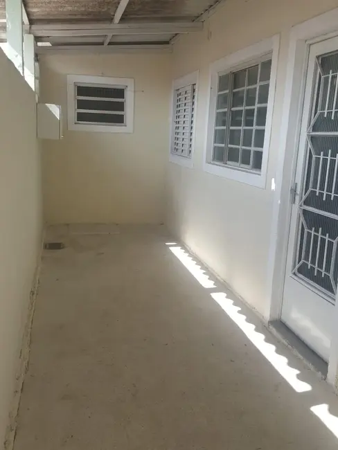 Foto 1 de Casa com 2 quartos à venda, 100m2 em Sao Jose Dos Campos - SP