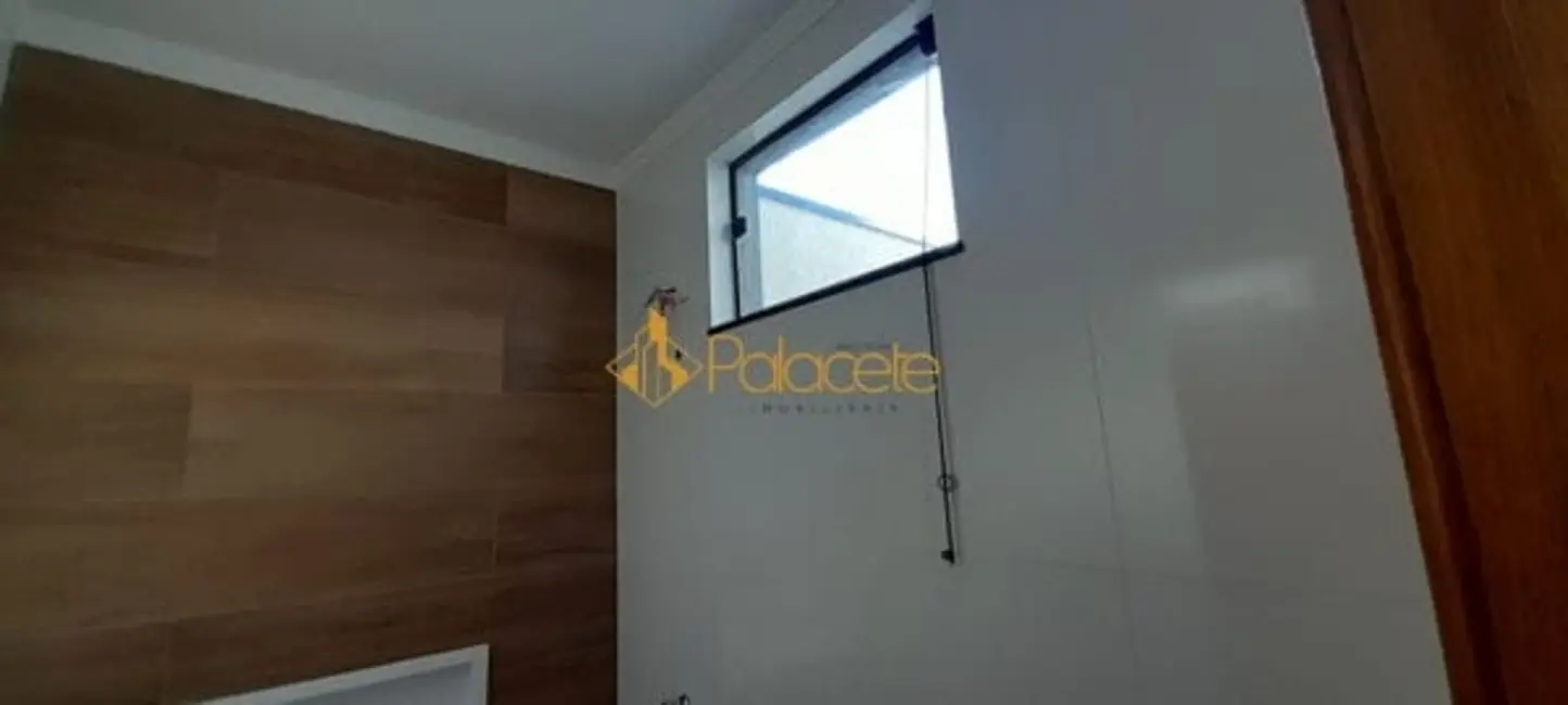 Foto 6 de Casa de Condomínio com 2 quartos à venda, 75m2 em Areão, Taubate - SP