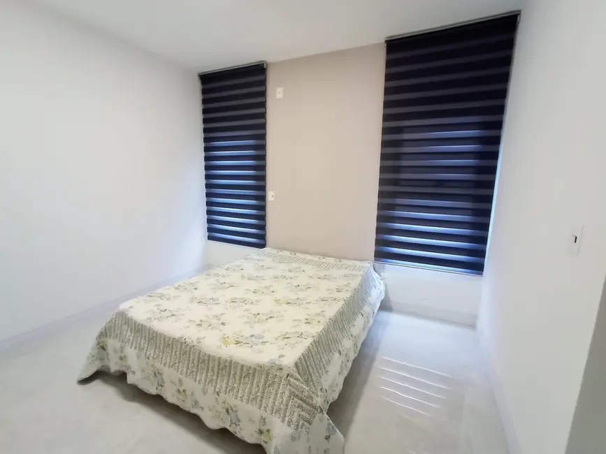 Foto 3 de Casa de Condomínio com 2 quartos à venda, 155m2 em Tremembe - SP
