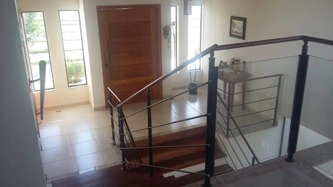 Casa de Condomínio com 3 quartos à venda, 420m2 em Taubate - SP - imagem 9 Foto 9 de Casa de Condomínio com 3 quartos à venda, 420m2 em Taubate - SP