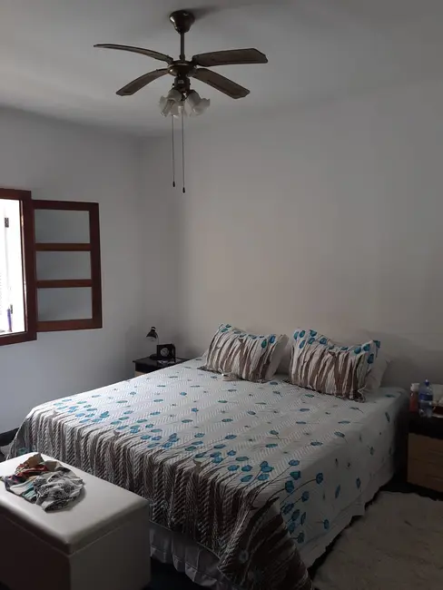 Foto 6 de Casa com 3 quartos à venda, 178m2 em Parque São Domingos, Pindamonhangaba - SP