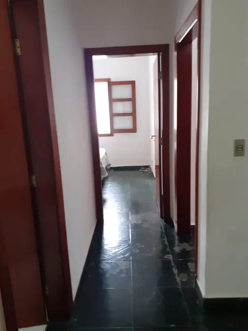 Foto 7 de Casa com 3 quartos à venda, 178m2 em Parque São Domingos, Pindamonhangaba - SP