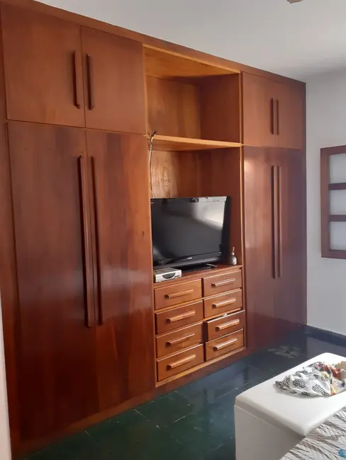 Foto 5 de Casa com 3 quartos à venda, 178m2 em Parque São Domingos, Pindamonhangaba - SP