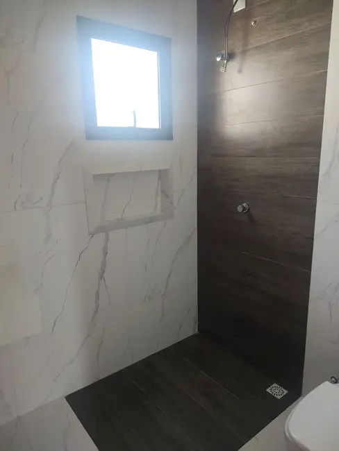 Foto 2 de Casa de Condomínio com 3 quartos à venda, 150m2 em Morada dos Nobres, Taubate - SP