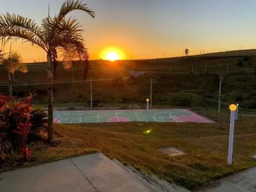 Foto 1 de Casa de Condomínio com 3 quartos à venda, 215m2 em Taubate - SP