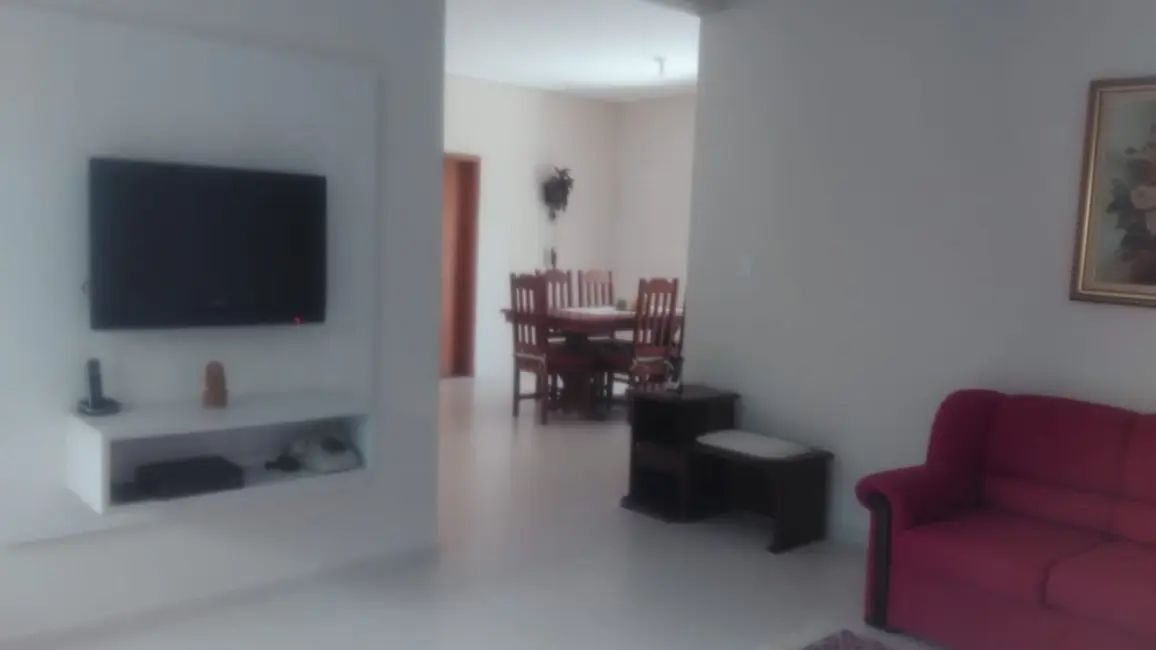 Foto 6 de Casa de Condomínio à venda, 320m2 em Pindamonhangaba - SP
