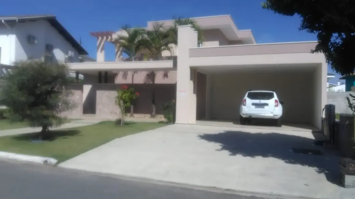 Foto 1 de Casa de Condomínio à venda, 320m2 em Pindamonhangaba - SP