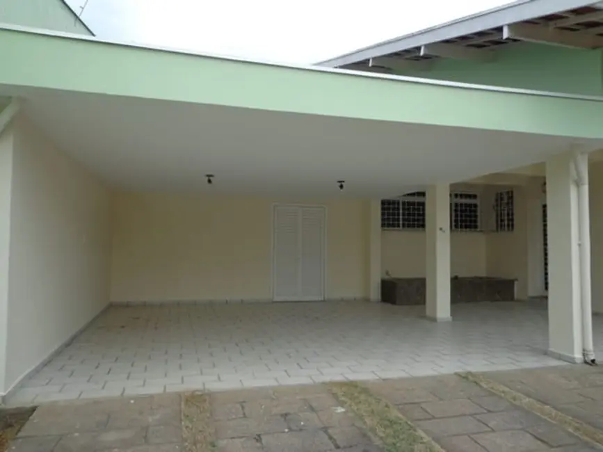 Foto 9 de Casa com 3 quartos à venda e para alugar, 400m2 em Centro, Pindamonhangaba - SP