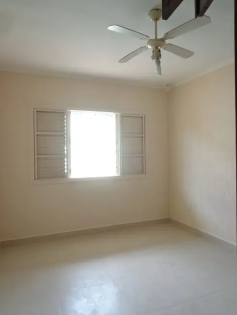 Foto 23 de Casa com 3 quartos à venda e para alugar, 400m2 em Centro, Pindamonhangaba - SP