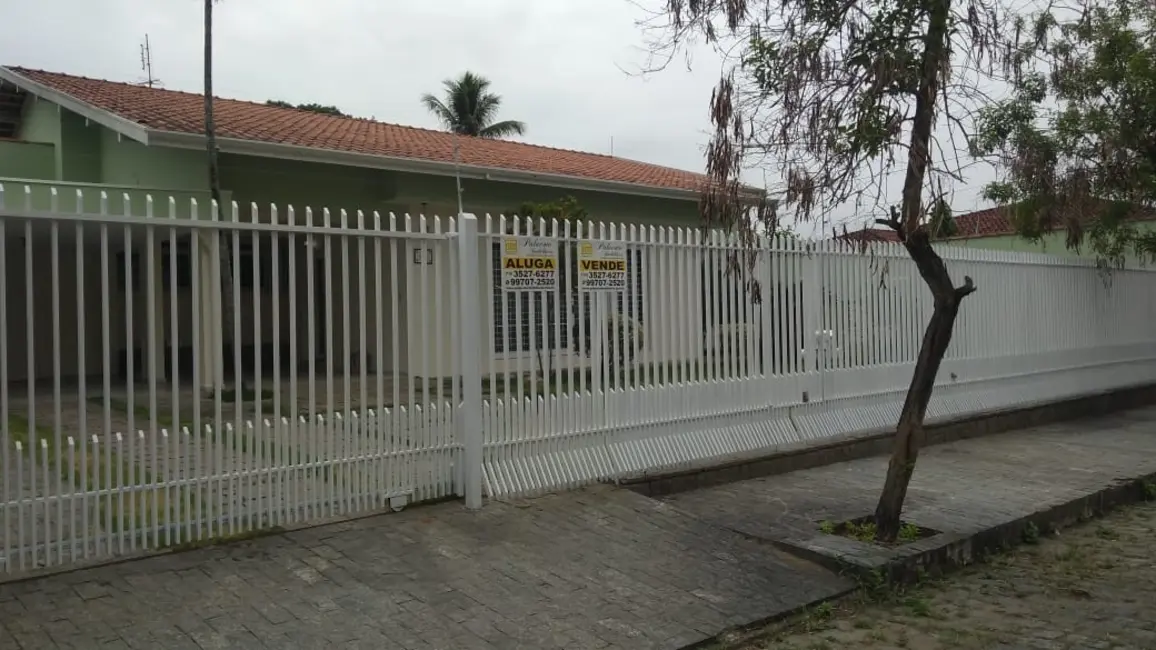 Foto 6 de Casa com 3 quartos à venda e para alugar, 400m2 em Centro, Pindamonhangaba - SP