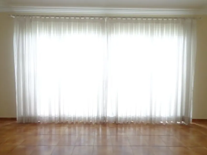 Foto 15 de Casa com 3 quartos à venda e para alugar, 400m2 em Centro, Pindamonhangaba - SP