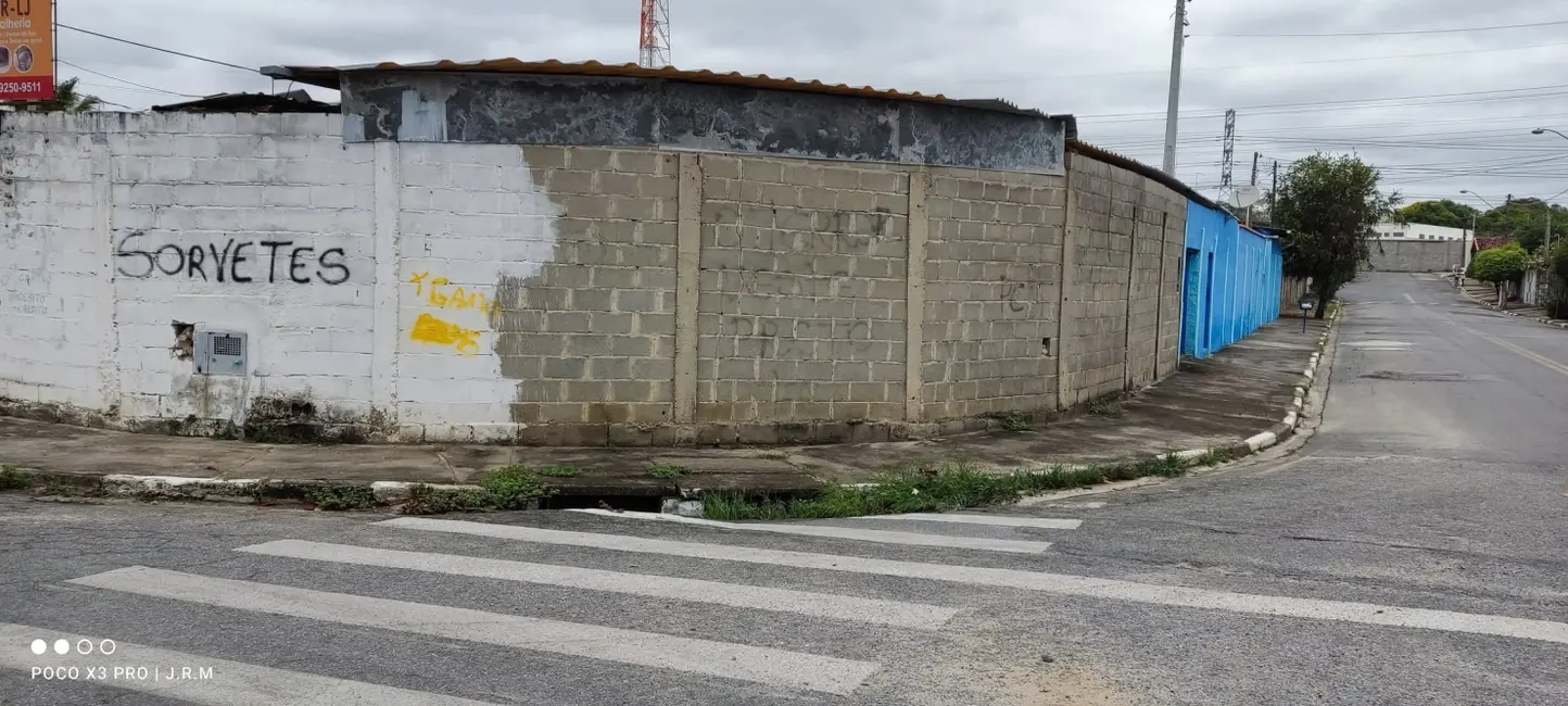 Casa com 3 quartos à venda, 350m2 em Residencial Maricá, Pindamonhangaba - SP - imagem 3 Foto 3 de Casa com 3 quartos à venda, 350m2 em Residencial Maricá, Pindamonhangaba - SP
