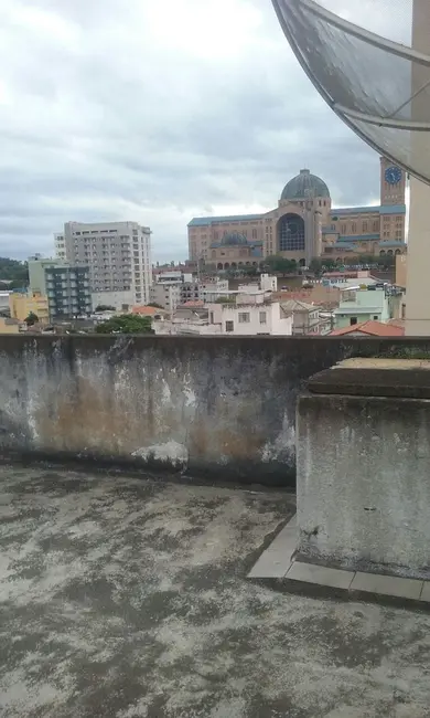 Sobrado com 4 quartos à venda em Aparecida - SP - imagem 5 Foto 5 de Sobrado com 4 quartos à venda em Aparecida - SP