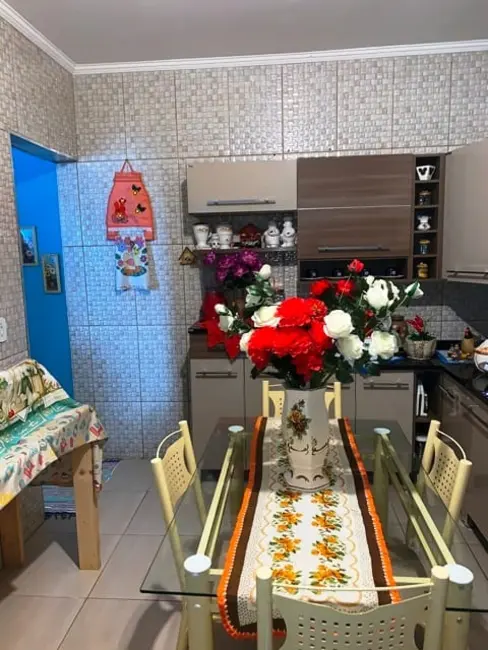 Foto 6 de Casa com 2 quartos à venda, 120m2 em Loteamento Residencial e Comercial Araguaia, Pindamonhangaba - SP