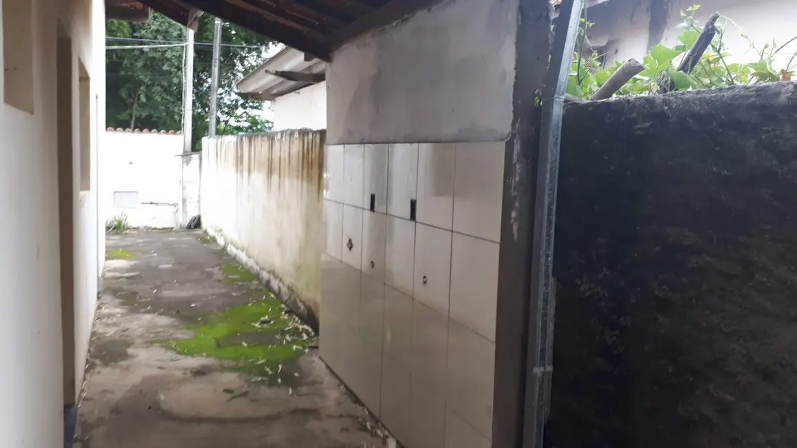 Foto 1 de Casa com 2 quartos à venda, 74m2 em Vila São João, Pindamonhangaba - SP