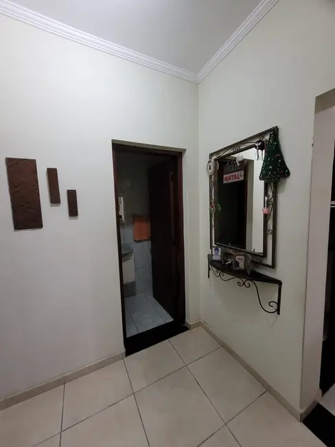 Foto 6 de Casa com 4 quartos à venda, 225m2 em Pindamonhangaba - SP