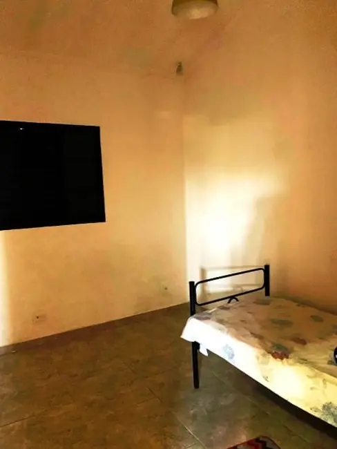 Foto 6 de Casa com 2 quartos à venda, 134m2 em Vitória Vale III, Pindamonhangaba - SP