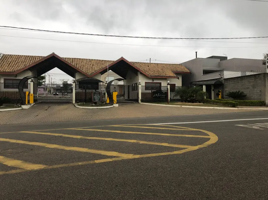 Foto 6 de Sobrado com 3 quartos à venda, 200m2 em Pindamonhangaba - SP