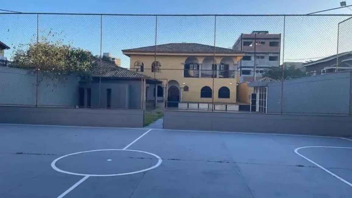 Foto 1 de Sobrado com 6 quartos à venda, 550m2 em Taubate - SP